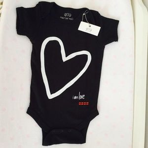Peace Love World One Pieces Nwt Black Graphic Heart Onesie Peace Love World Peace Love World One Pieces Nwt Black Graphic Heart Onesie Peace Love World